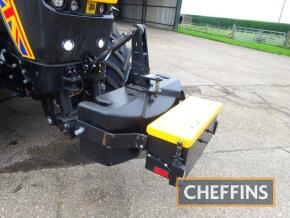 Monobloc 850Kg front weight, fitted with tool chest