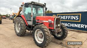 Massey Ferguson 3090 Tractor Reg. No. F412 DAW Ser. No. U280034