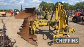 2017 Moro Aratri Plough 6+1 on land/in furrow