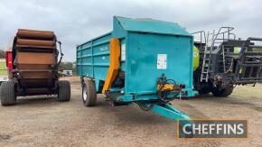 2010 Rolland DAV 14 Side Discharge Feeder Wagon Ser. No. 6928 Direct from Dairy farm