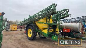 2012 John Deere 840i Sprayer c/w 36m boom length, 4000ltr main tank with 400ltr clean water tank, steering wheel, 520/70 R38 tyres