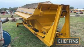 2015 Econ Hook Lift Roll On/Off Demountable Grit Spreader Body c/w hydraulic drive