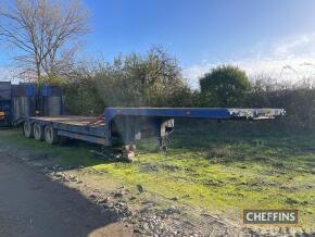 1987 Montracon Tri-Axle step frame artic low loader trailer, with hydraulic folding rear ramps and front neck ramps on 265/70R19.5 wheels and tyres. Serial No. 3233. MOT: expired