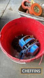 1ton Tiger Block and Tackle in red bucket