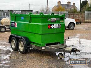 2007 Western Global 20TC 1,920ltr fuel cube. Tandem axle TRAILER Fitted with pump and delivery hose. Serial No. 0701059562