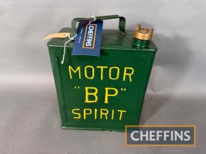 Motor BP Spirit 2gallon petrol can with correct cap