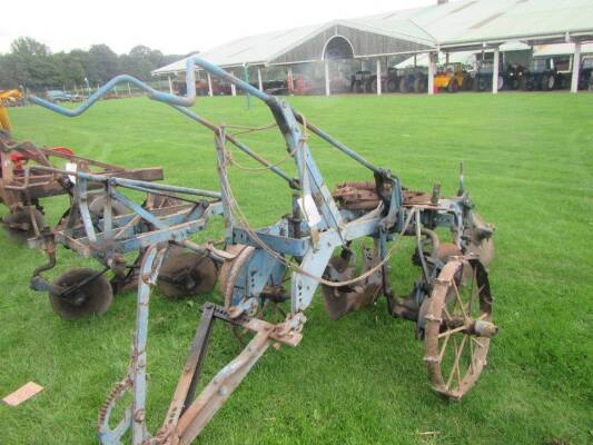 Ransomes Motrac No.3 2furrow YL plough