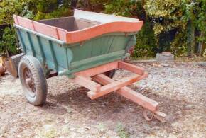 Vintage tractor trailer