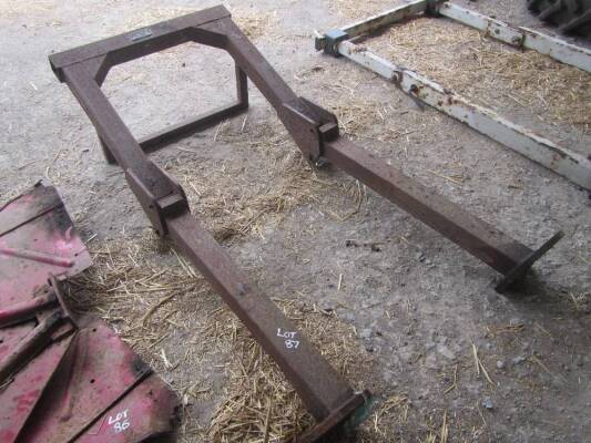 International Flatford folding rollbar