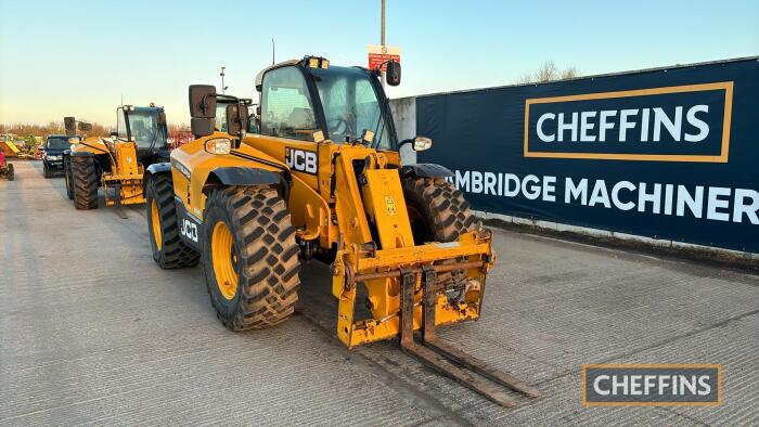 JCB 542-70 Agri Super Telehandler 145hp, 6 speed Hours: approx 3510 Reg. No. AV69 LXH Ser. No. JCB5XM4JPK2862447