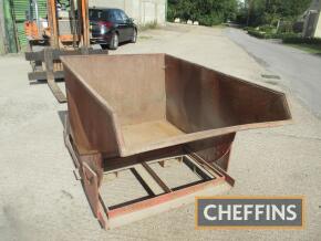 Tong 1tonne tine mounted self tip skip