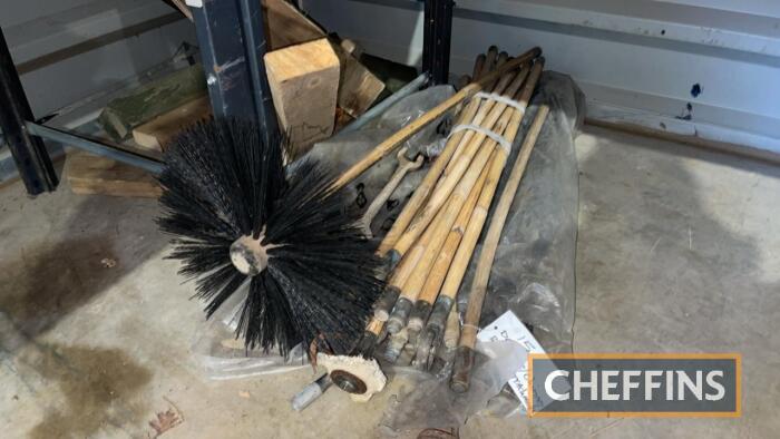 Draining/Chimney Rods & Brush UNRESERVED LOT