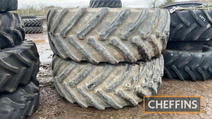 Trelleborg TM1060 VF Tyres set of front and rear tyres, 650/60/38 & 750/70/44, from Fendt 942