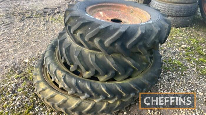 Set of Rowcrop Wheels & Tyres UNRESERVED LOT