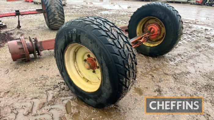 385/65 R22.5 Wheels on Axle UNRESERVED LOT