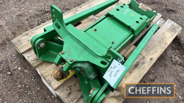 Pick up hitch for John Deere 6155R