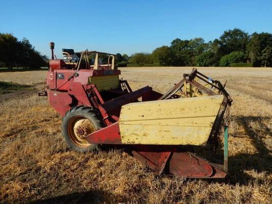 1966 NEW HOLLAND 905 SWATHER Reg. No. FCF 498D Serial No. 6808