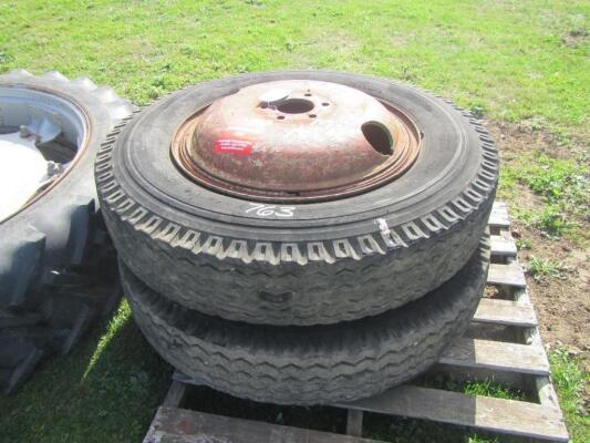 Pr. of Wheels & Tyres UNRESERVED LOT