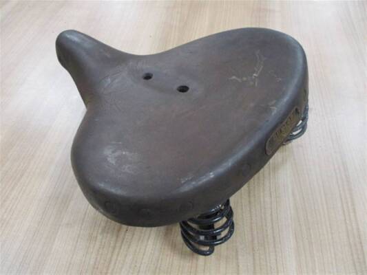 Dunlop, a vintage motorcycle sprung saddle