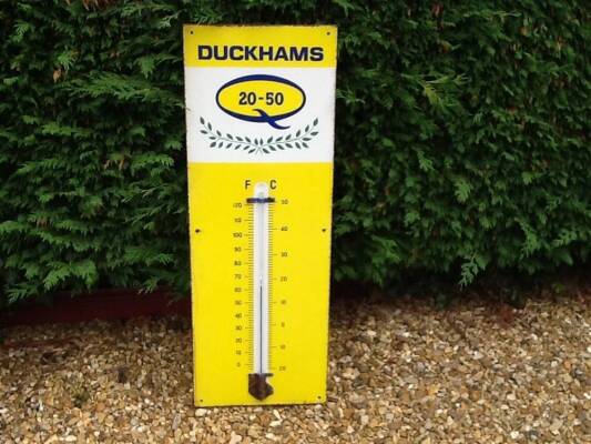 Duckhams 15/50 Motoroil forecourt thermometer (damaged glass)