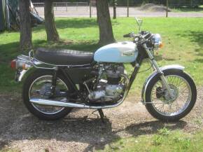 1973 750cc Triumph T140 Bonneville MOTORCYCLE Reg. No. UVB 714M Frame No. T140V-EH33839 Engine No. T140V-EH33839 Purchased from a private collection on Canvey Island and currently in a collection in Suffolk. This matching numbers T140V was maintained in r