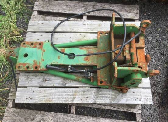 John Deere pick up hitch assembly