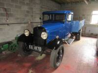 c.1934 Bedford WL Tipper Reg. No. EG 1870 (expired) Chassis No. TBA A recent restoration, this 'W' type Bedford is finished in blue and is fitted with a 4cylinder petrol engine Estimate: £5,000 - £6,000