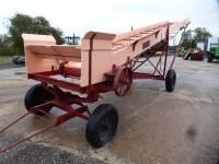 John H Rundle, New Bolingbroke, elevator Serial No. 29 Fully restored a few years ago and stated to be in very good working condition, has been used at shows and threshing days with the Foster Drum (previous lot). Always dry stored and fitted with bracket