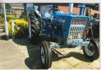 1975 FORD 4000 diesel TRACTOR Reg. No. HVF 405N Serial 949525 Fitted with PAS, new tyres with repainted bonnet and wheel rims. V5C available