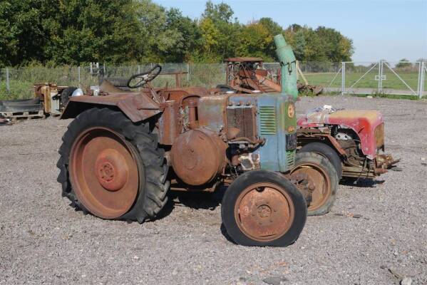 LANZ BULLDOG 2208 single cylinder diesel TRACTOR In original condition and stated to be a barn find from Suffolk