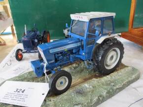 Universal Hobbies Ltd Edition (290/500) 1:16 scale Ford 7000 model tractor, boxed and c/w certificate