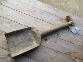 Millers wooden flour scoop