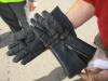 Pr. 60s leather motorcycle gauntlets, stated to be in good condition