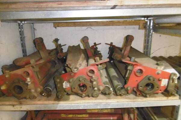 3no. Toro cylinder mower units for spares t/w frames