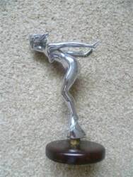 Bonnet mascot in the form of a speed nymph 'Poise', plated finish