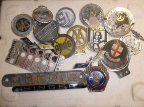 Champion Plugometer and badges for Bristol Singer etc