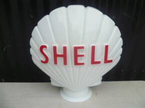 Shell, a pecten shaped petrol pump globe (reproduction)