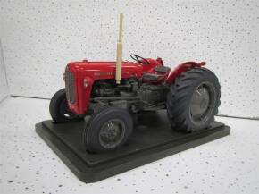 Tractoys/G&M Farm Models Massey Ferguson 35 1/16 scale model