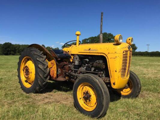 1963 MASSEY FERGUSON 35X Industrial 3cylinder diesel TRACTOR Serial No. JNF321838 Described as a genuine original tractor