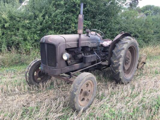 1954 FORDSON E1A Major Diesel 4cylinder diesel TRACTOR Stated to be in very original condition with straight tinwork and no evidence of any major rot. A good genuine working tractor