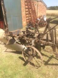 Ransomes RSLD No.9 match plough with discs, skimmers and toolkit, complete outfit ready to go