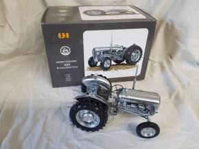 Universal Hobbies Ltd Ed (200 of 999) brushed silver Massey Ferguson MF35X (UH 2981)