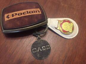 Poclain belt buckle and Case with Bray key fobs