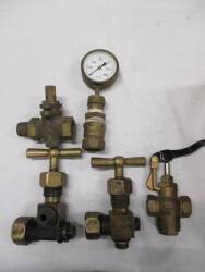 Qty Steam engine pressure fittings