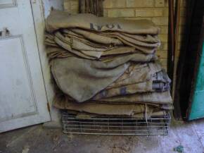 Qty hessian sacks