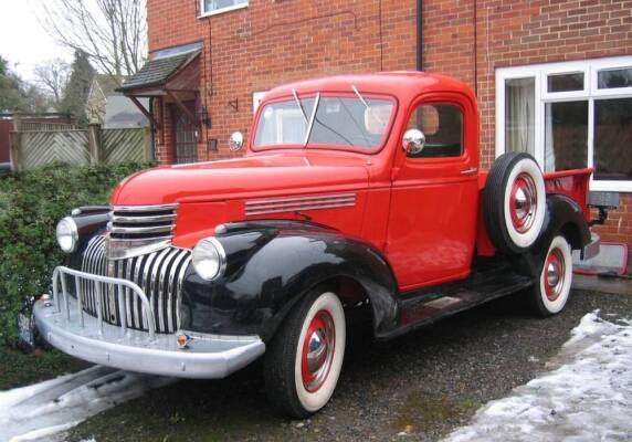 1946 3600cc Chevrolet Half Ton Pick Up Reg. No. 589 XUR Chassis No. 6DPB75R Engine No. FAA326129 A very stylish Pick Up adorned by the sought after 'waterfall' chromed grille. Differing from the standard 3 speed model it is related that 589 XUR was used a