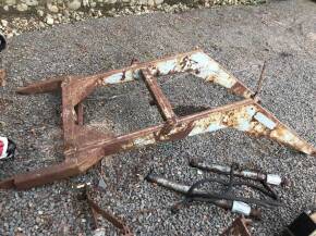 Horndraulic front loader to fit a Massey Ferguson 65, rams reported to be working