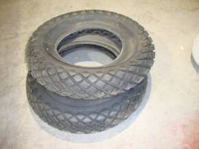 Pr. Bridgestone 9.5-18 4ply tyres (new)