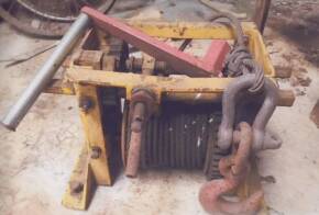 Trailer winch