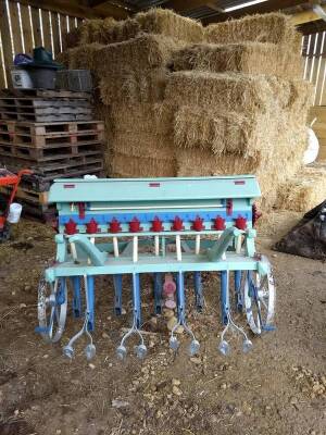 Seed drill